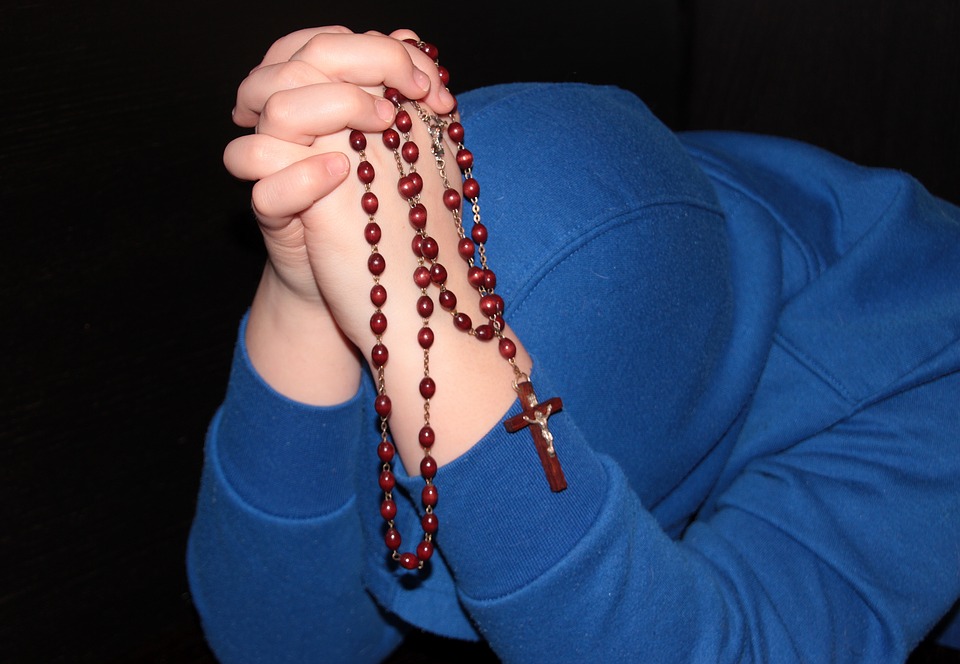 rosary-1212863_960_720
