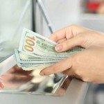 銀行の志望動機ってどうやって書けばいい？銀行に応じた文例とエントリーシートのチェック方法を紹介！
